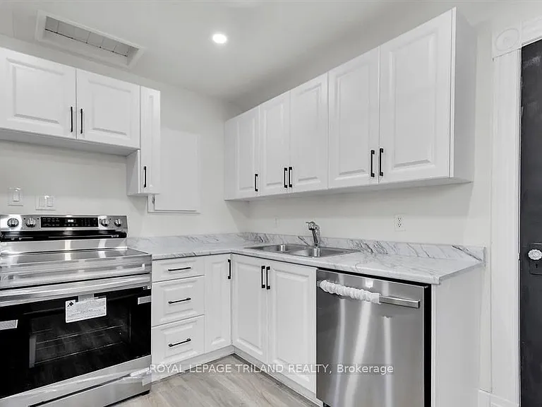 96 Forest Ave #UPPER — Photo 1