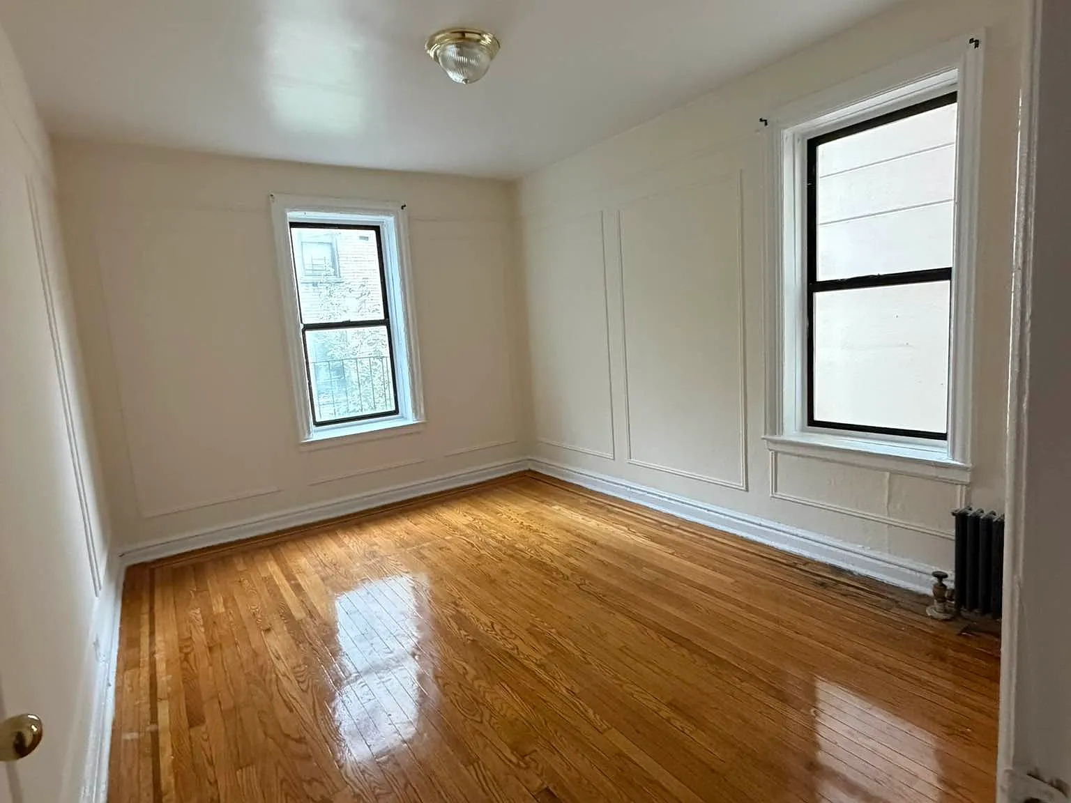 2400 Davidson Avenue — Photo 2
