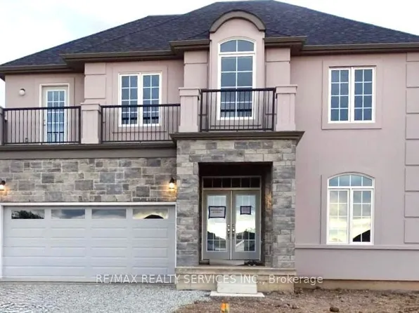 204 Bethune Ave, Welland, ON L3B 0H6