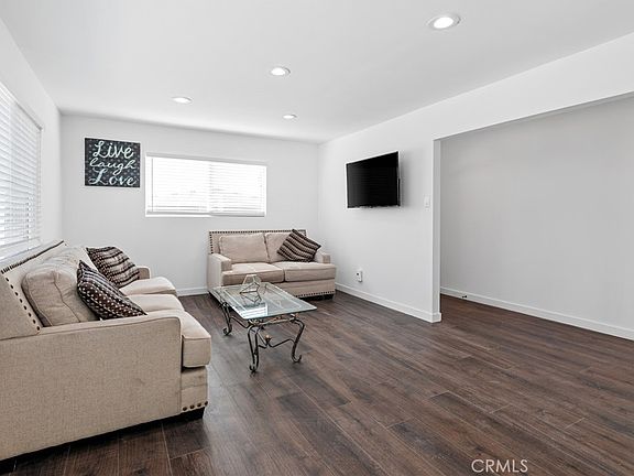 4th image of 1213 E Virginia Way