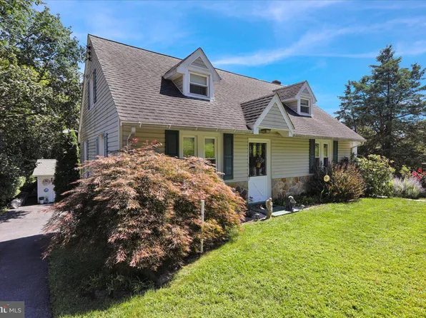 1717 Friedensburg Rd, Reading, PA 19606