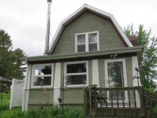 W10415 Blackhawk Trl, Fox Lake, WI 53933