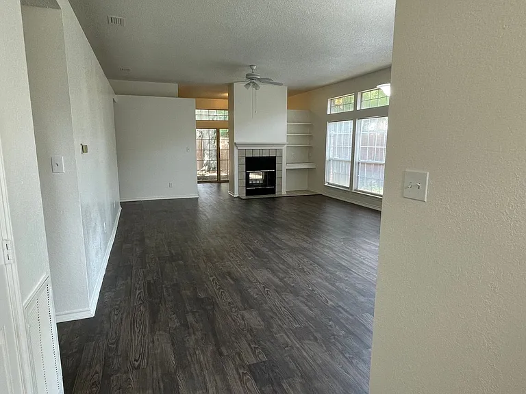 202 Chamblin Dr — Photo 14