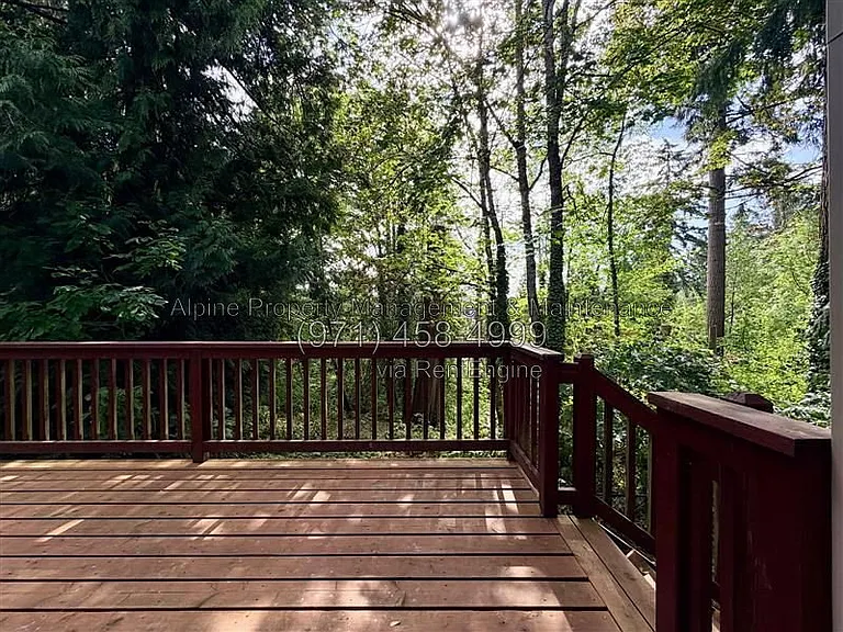 5758 NE Damsel Dr — Photo 13