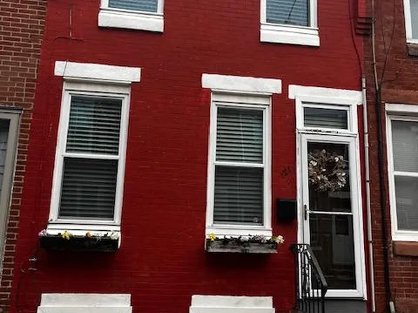 121 Mercy St, Philadelphia, PA