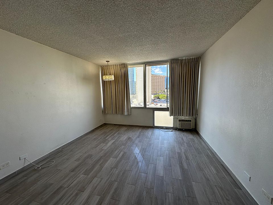 2nd image of 1682 Kalakaua Ave APT 507