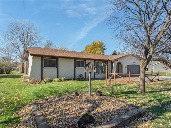 601 Meeker Ave N, Watkins, MN 55389