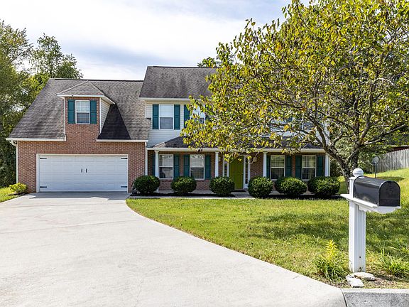 3rd image of 8708 Basil Ln