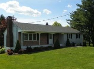 301 Blackpoint Rd, Branchburg, NJ 08853