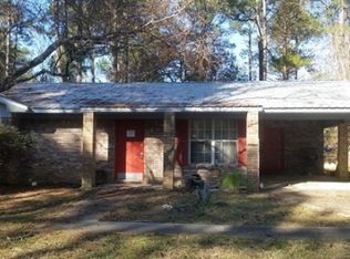 23955 Hance Ln, Elberta, AL 36530