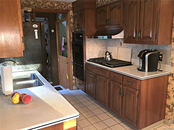 2nd image of 32 Bernice Dr