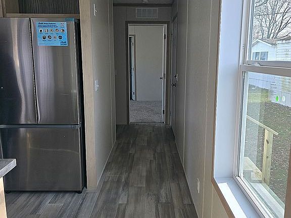 5th image of 1001 W 1st St Lot 18