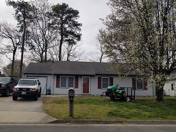 2nd image of 721 Michelle Dr