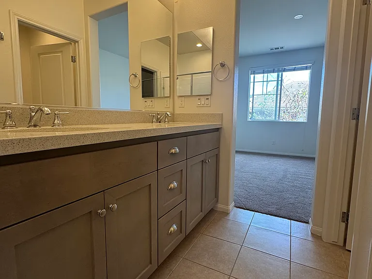 6621 Calle Koral — Photo 10