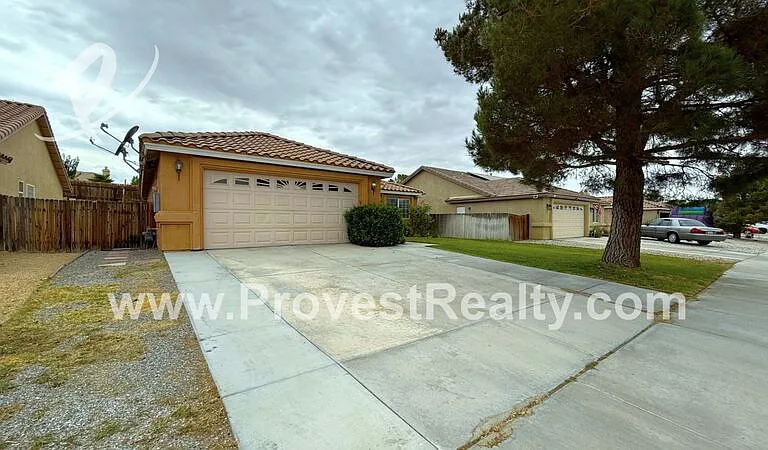 13174 Butte Ave — Photo 3