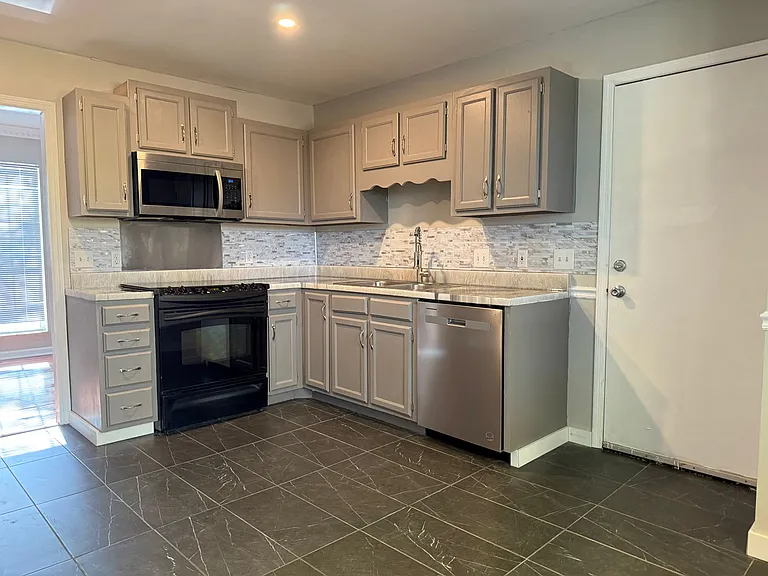 1628 Hunters Branch Rd — Photo 18