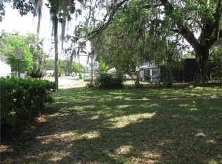937 E Main St, Leesburg, FL 34748