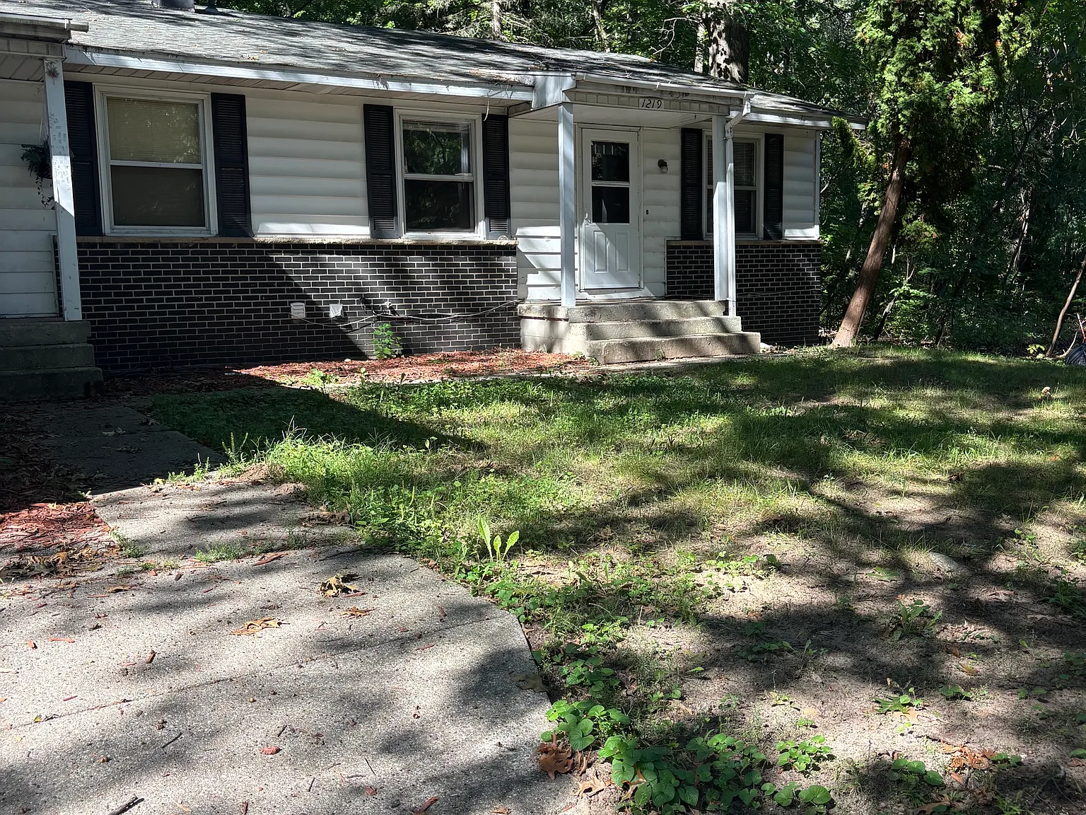 3 bed, 1500 sqft, $1,795 — Photo 1