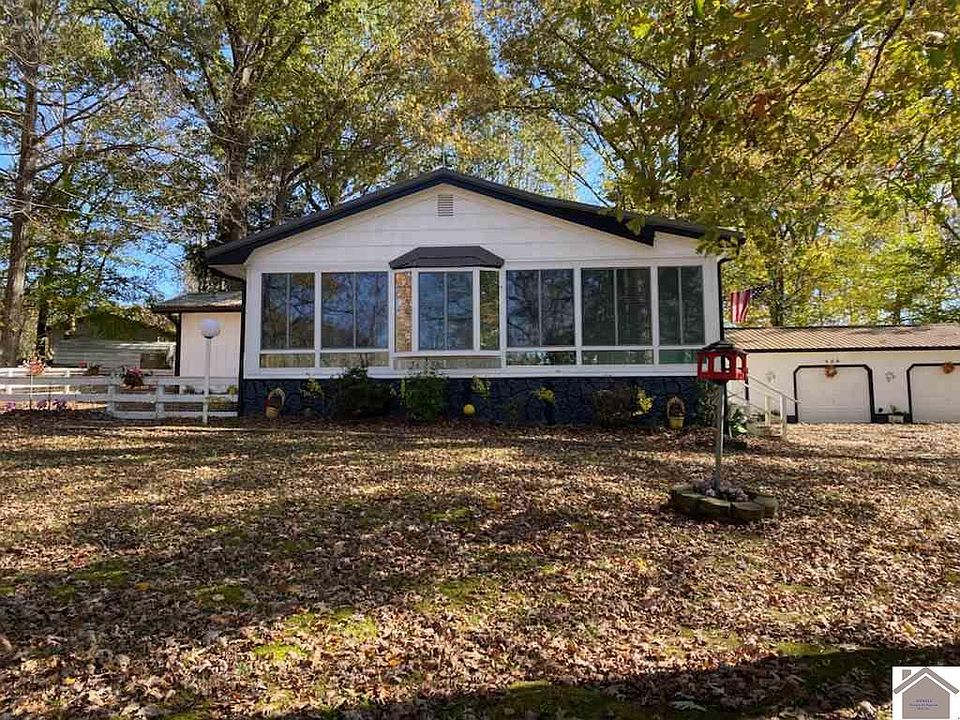 1st image of 438 Bayview Dr