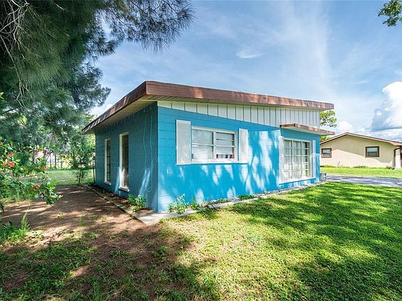 3rd image of 164 Tradewinds Dr