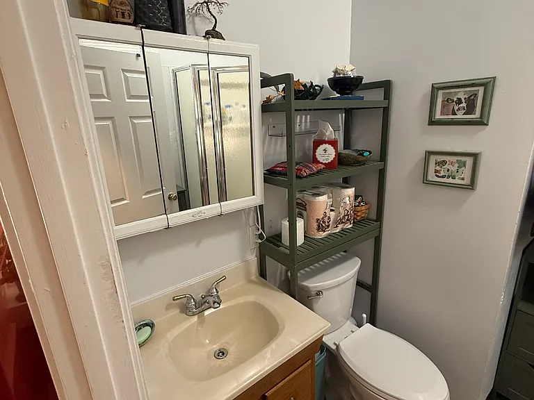 15 N Park St #1 — Photo 4