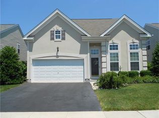 52 Pebble Creek Rd, Dayton, NJ 08810