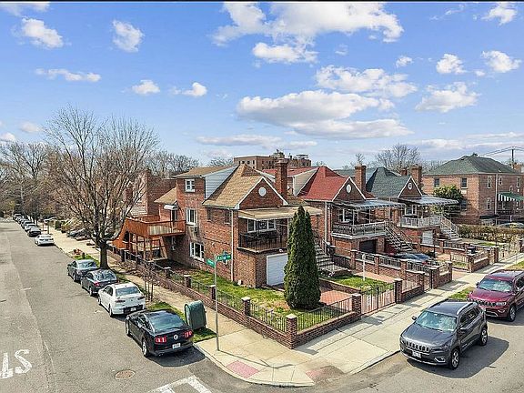 4th image of 1178 Astor Ave