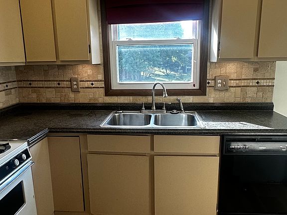 5th image of 813 Sequoia Ct #2