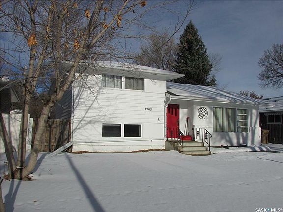 3rd image of 1708 Grant Dr