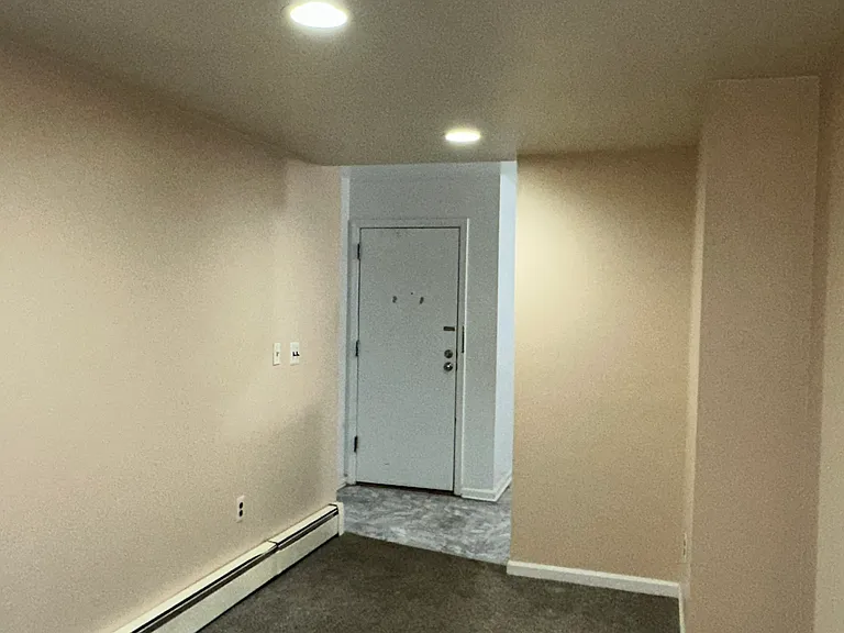 24 Franklin Pl #B — Photo 25