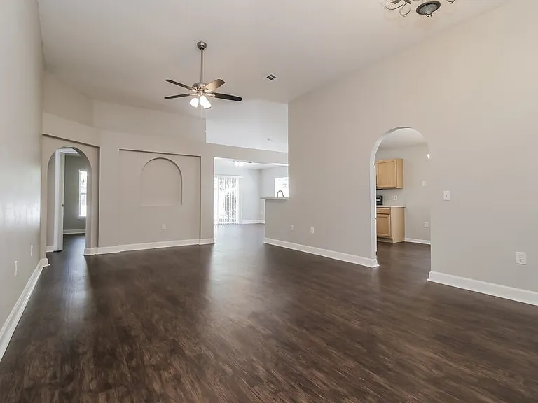12503 Woodbury Cove Dr — Photo 4