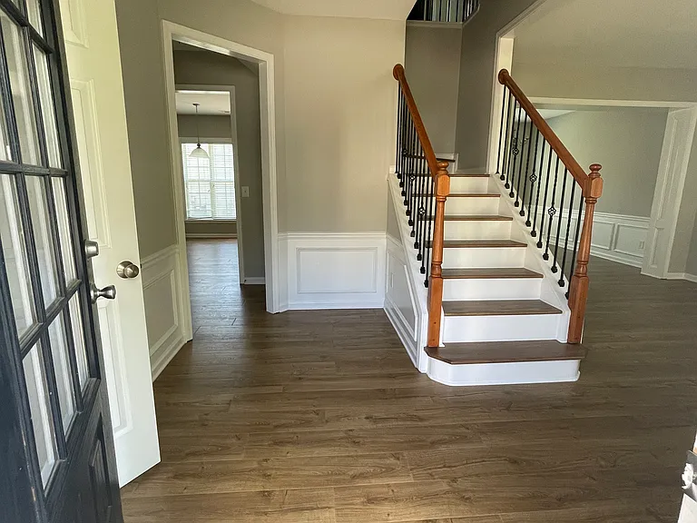 2310 Vistoria Dr — Photo 3