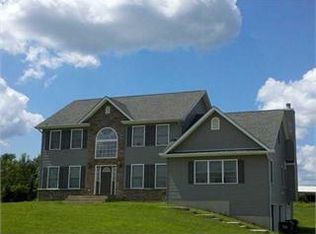 9 Indian Ridge Rd, Westtown, NY 10998