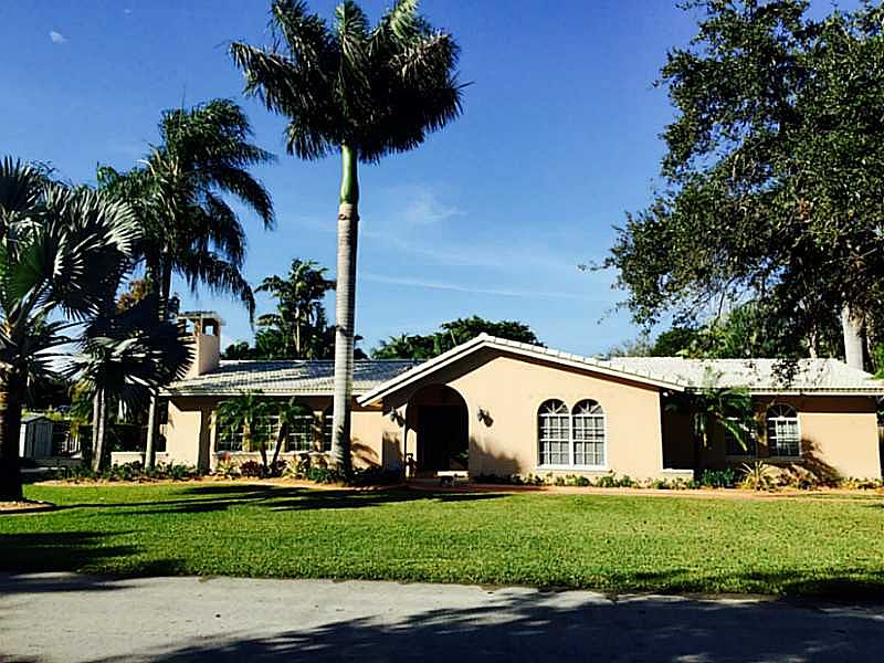 1st image of 16580 SW 77th Ct