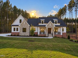 90 Ashbrooke Falls Dr, Franklinton, NC 27525