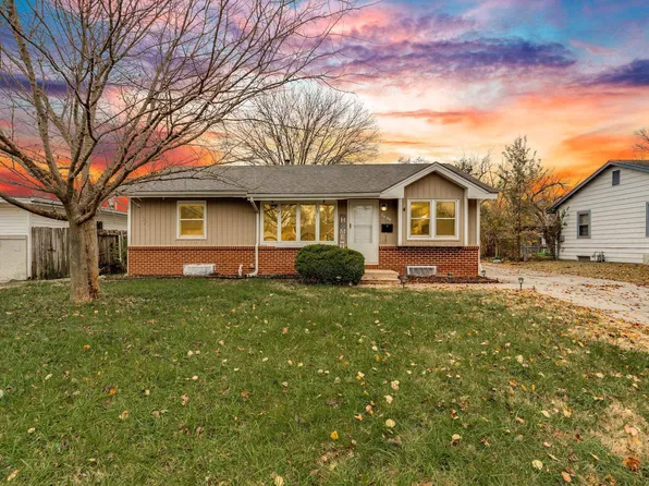 2409 W Wildwood Ln, Wichita, KS 67217