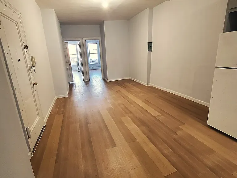 208 Broadway #4 — Photo 12