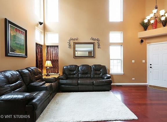 2nd image of 2732 Borkshire Ln #2732