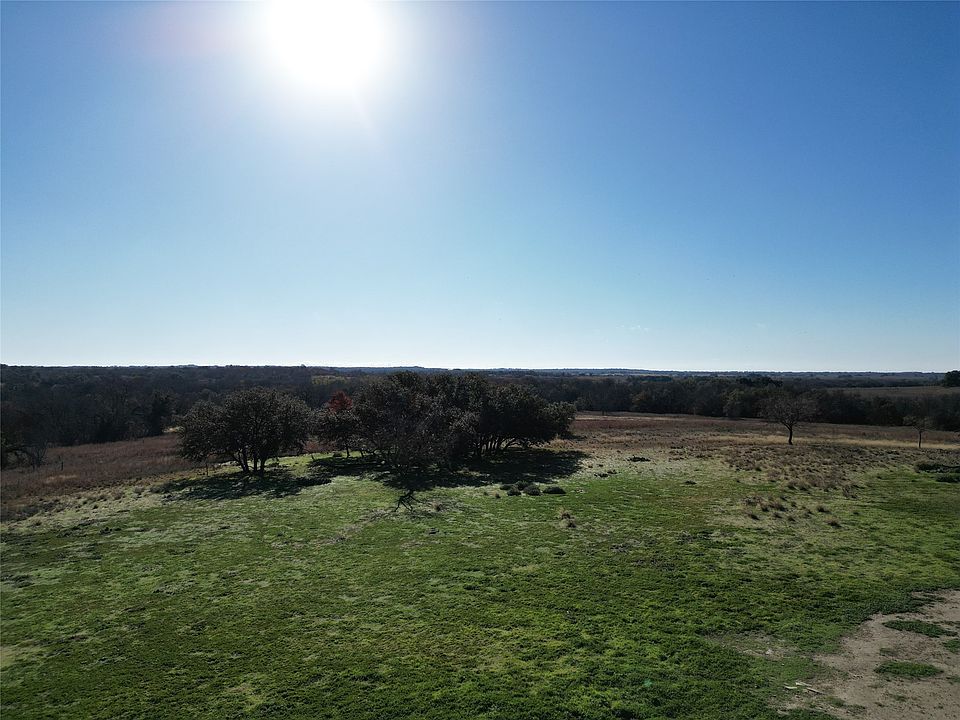 2nd image of 5687 County Road 371