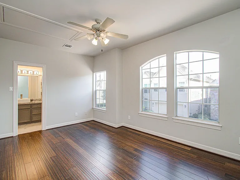 13514 Broadmeadow Ln — Photo 38