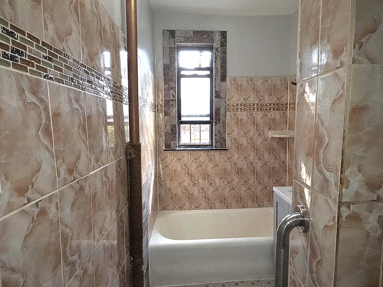 562 E 92nd St #1 — Photo 8