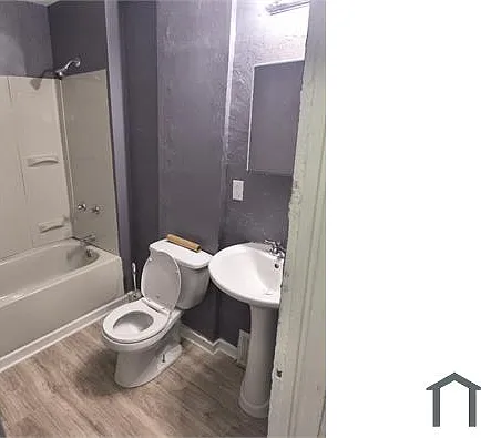 1080 E 74th St #2 — Photo 9