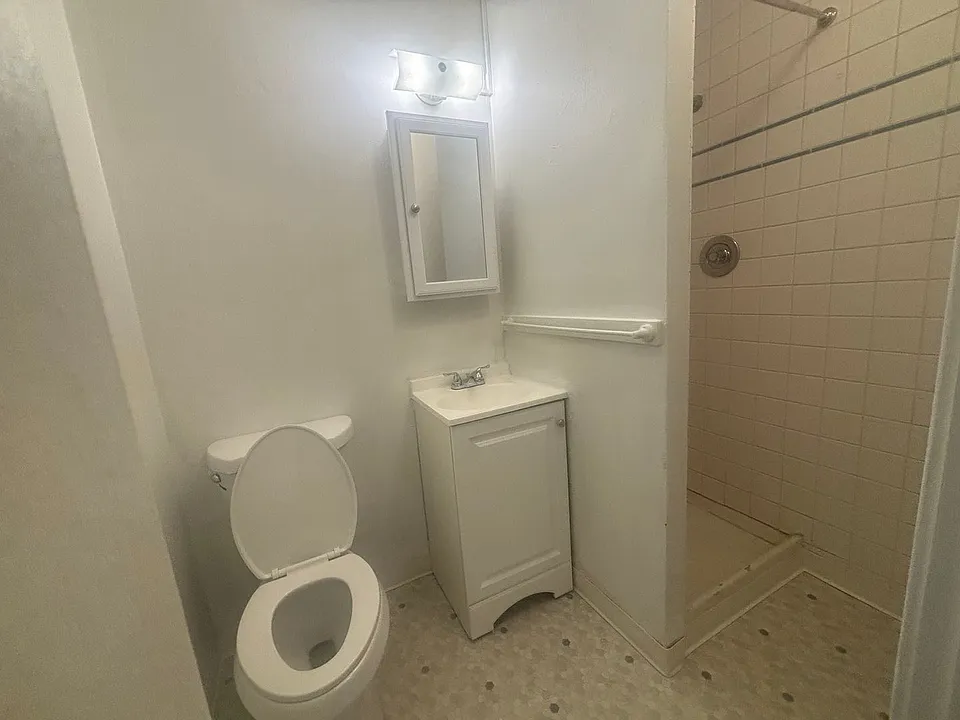 Curtiss Apartments