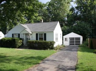 145 Jordan Ave, Gates, NY 14606