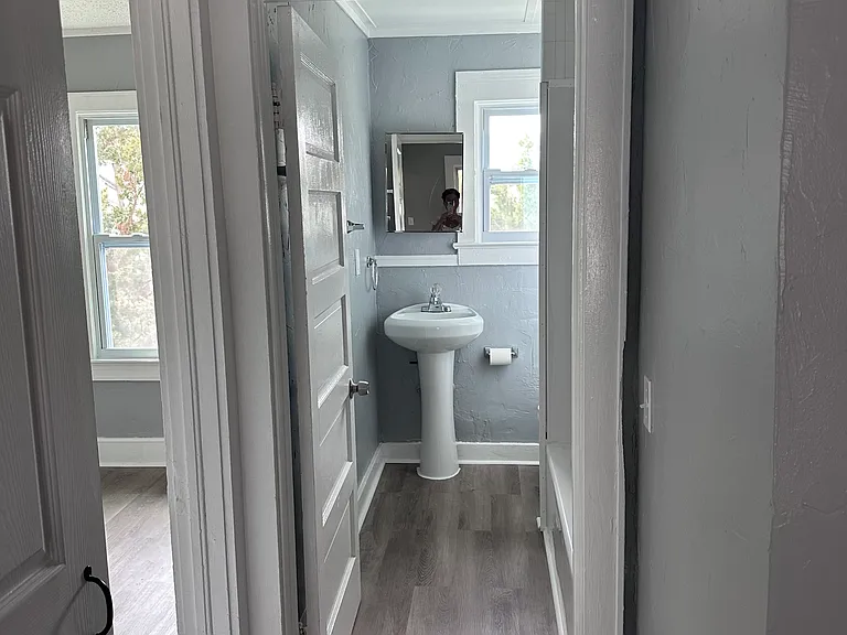 829 N Oleander Ave — Photo 23