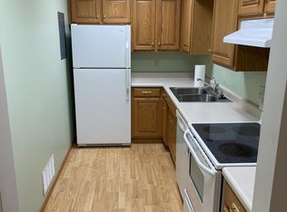 125 N 25th St #2, Beatrice, NE 68310