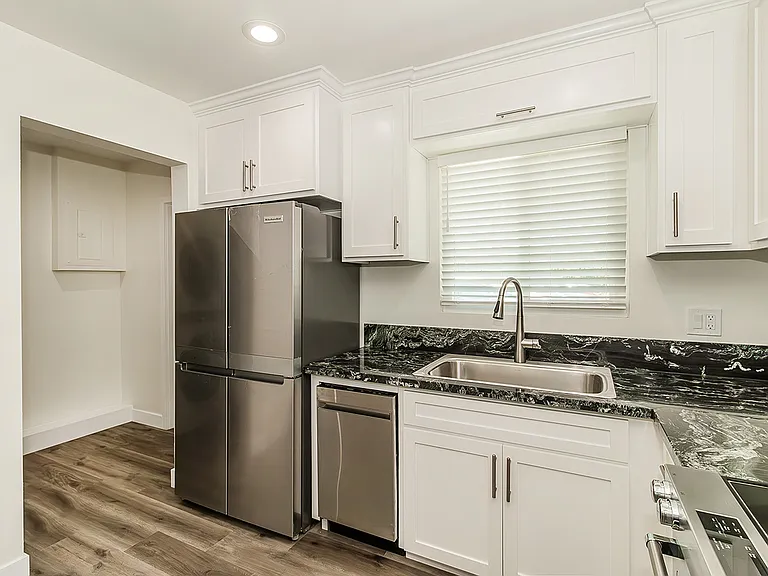 1025 Ventura St #1025 — Photo 5