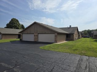 7289 Colosseum Dr, Rockford, IL 61107