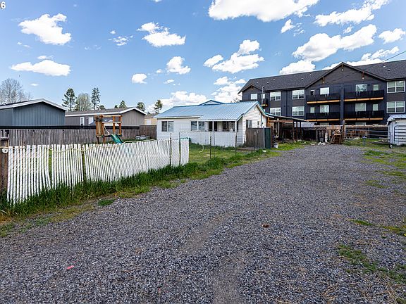 4th image of 51380 Preble Way