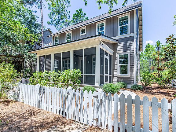 Corner lot with plenty of privacy